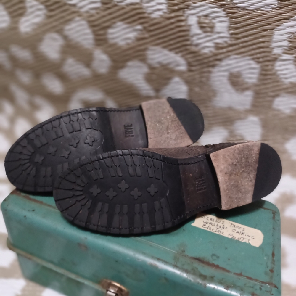 Frye Boots - Picture 6 of 7